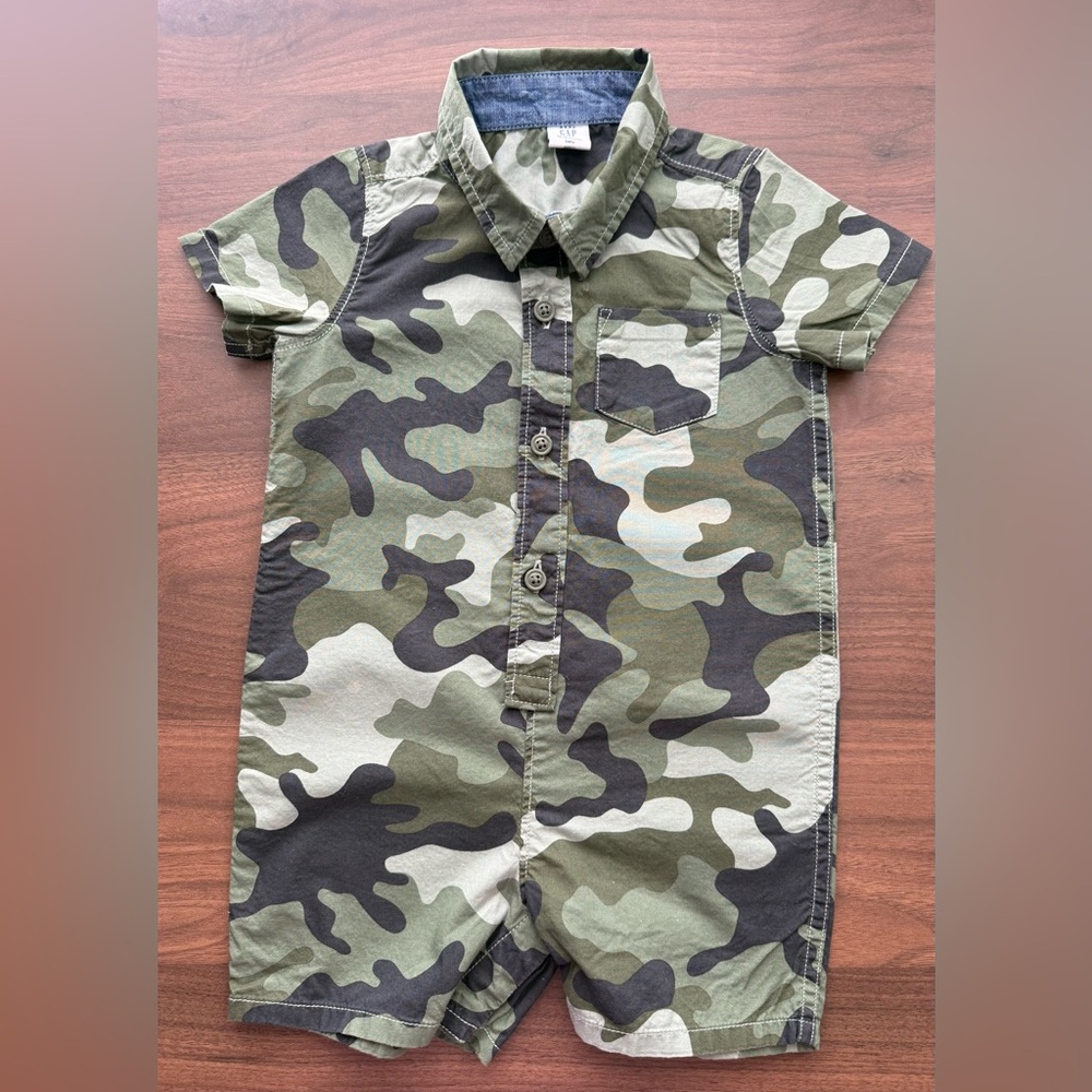 Baby GAP Green Camouflage Baby Romper
